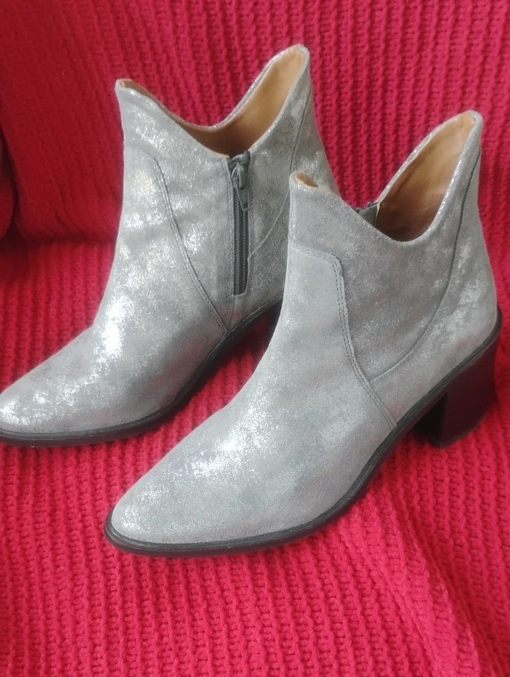 Seychelles Pretty Little Bird Pewter (Silver) Distressed Ankle Boots